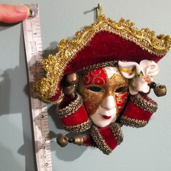 Vintage Ceramic Masquerade Mask - Red & Gold - Picture 3 of 7
